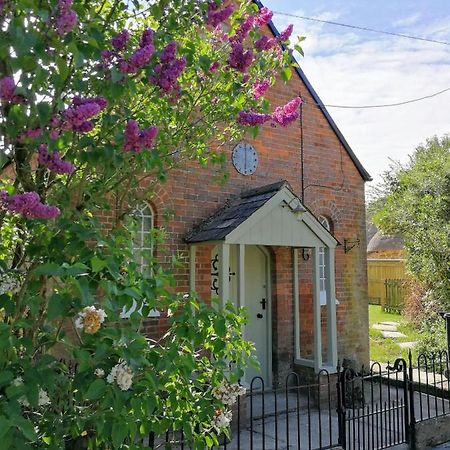 The Old Chapel Villa Marlborough Luaran gambar